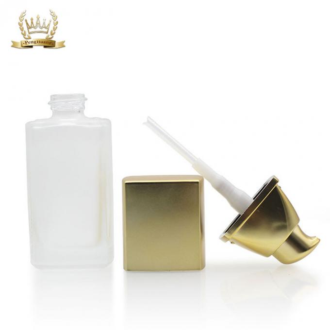 Bereifte kosmetische Flasche der flüssigen Grundierung der Grundlagenglasflasche 30ml mit Goldpumpe